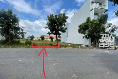 Bán nền thổ cư đường số 15 , KDC 135, thị trấn Bến Lức giá giảm còn 3,05 tỷ