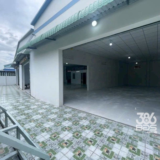 Bán 3 nhà xưởng nhỏ liền kề xã An Thạnh , Bến Lức tdt 850m2 ( có 300m2 thổ) giá 6,5 tỷ-5