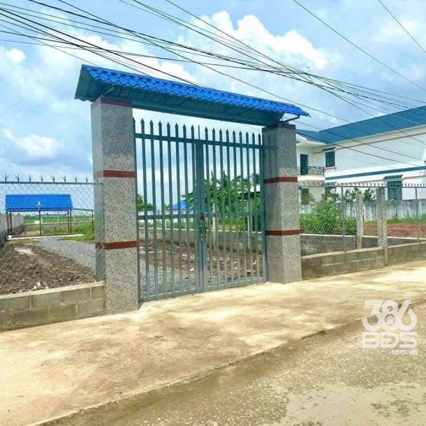 Bán đất khuôn viên nhà vườn ấp 3 , xã Thạnh Đức tdt 1170m2 ( có 150m2 thổ) giá 2,6 tỷ-1