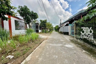 Bán 2 nền thổ cư  xã Thạnh Đức , Bến Lức dt 165m2 giá 1,65 tỷ / nền