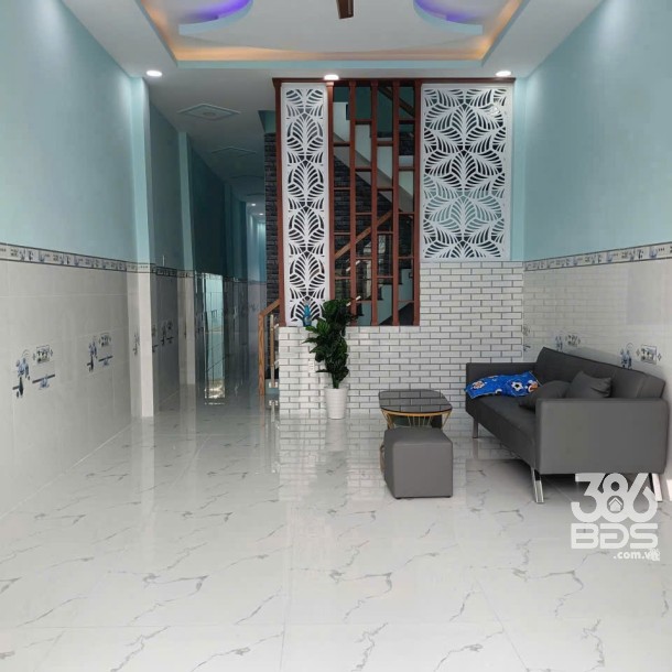 Bán nhà mới xây mt đường Lê Thị Ty, xã Long Thượng dt 120m2 , 1 lầu, 3pn ,2wc giá 3,25 tỷ-3