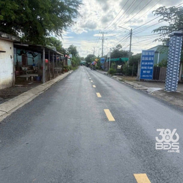 Bán đất thổ + lúa xã Mỹ Yên, Bến Lức tdt 200m2 ( có 720m2 thổ cư ) giá 7 tỷ-5