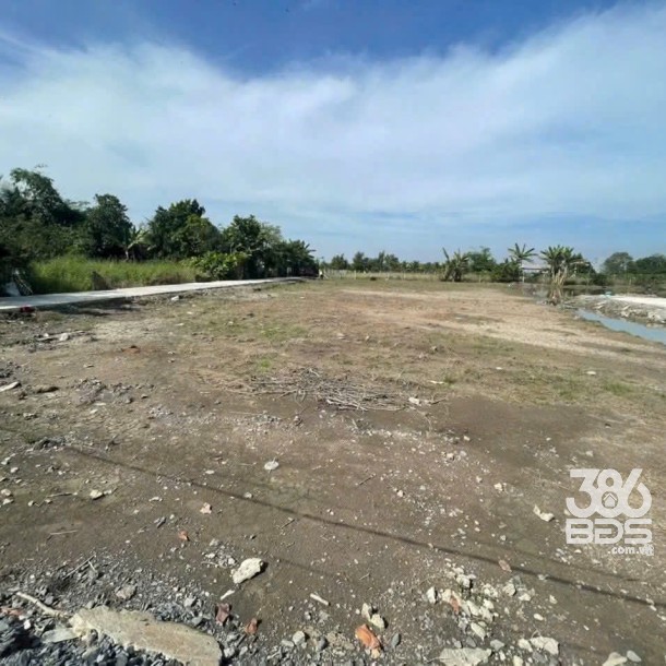 9 lô thổ cư xã Mỹ Lộc, Cần Giuộc dt 103->112m2 giá 1 tỷ /1 lô-2