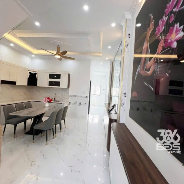 Bán nhà lầu mới xây ở xã Tân Bửu, Bến Lức dt 100m2 full thổ 1 lầu ,4pn,2wc giá 2,95 tỷ-3