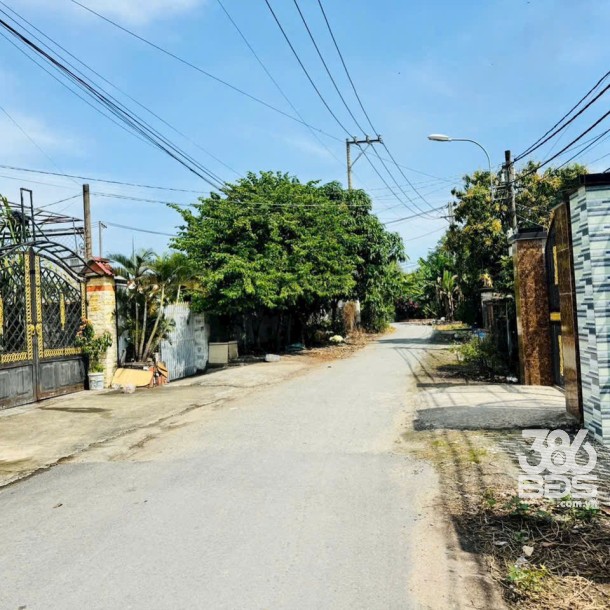 Bán đất mặt tiền đường nhựa xã Tân Thạnh Đông, Củ Chi dt 227m2 có 100m2 thổ giá 2,7 tỷ-3