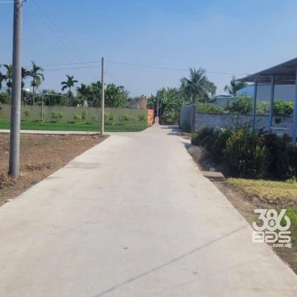 Bán lốc 11 nền thổ cư xã Long Khê , Cần Đước đường beton xe 7c dt 120-200m2 giá 1,55 tỷ / nền-1