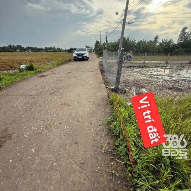 Bán đất thổ cư mặt tiền Nguyễn Văn Thọ , xã Lạc Tấn , Tân Trụ dt 120m2 giá giảm còn 550 triệu-3