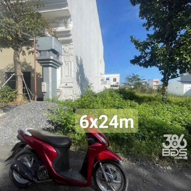 Bán 2 nền thổ cư mt đường số 8 , KDC 135 , thị trấn Bến Lức dt 100m2 giá 2,3 tỷ , 144m2 giá 2,9 tỷ-3