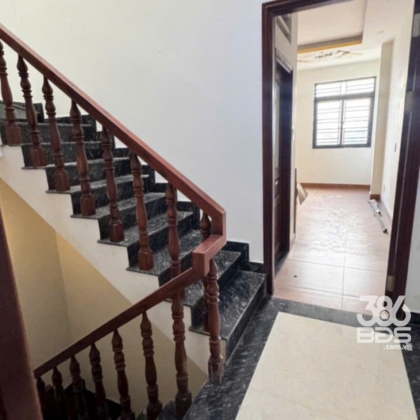 Bán nhà hẻm ngay chợ liên khu 5-6, Bình Hưng Hòa B dt 68m2 , 3 lầu , 4pn, 5wc giá 5,7 tỷ-7