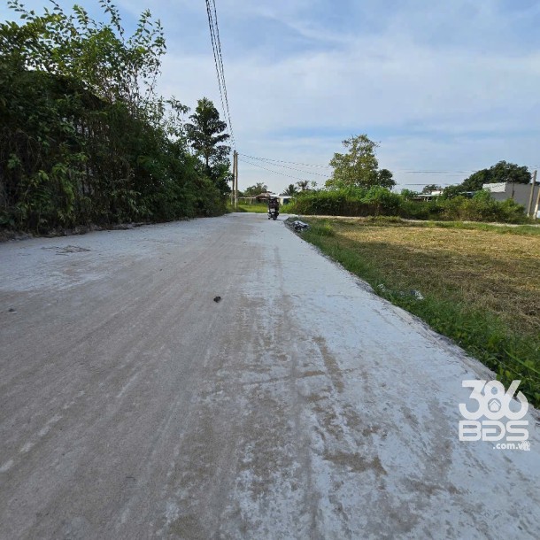 Bán đất thổ cư đường beton xe hơi xã Đức Lập Hạ , gần KCN Đức Hòa 3 dt 450m2 giá 2,45 tỷ-6