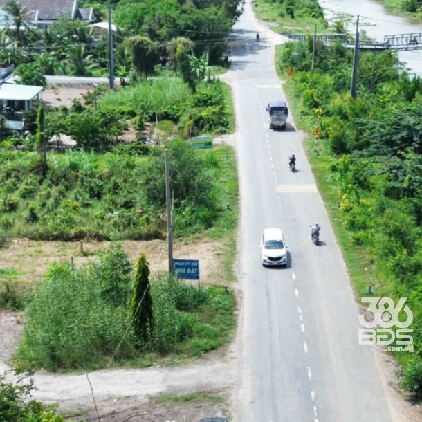 Bán đất mặt tiền tỉnh lộ 818 , xã Tân Thành, huyện Thủ Thừa dt 1926m2 ( có 1080m2 thổ ) giá 7,5 tỷ-7