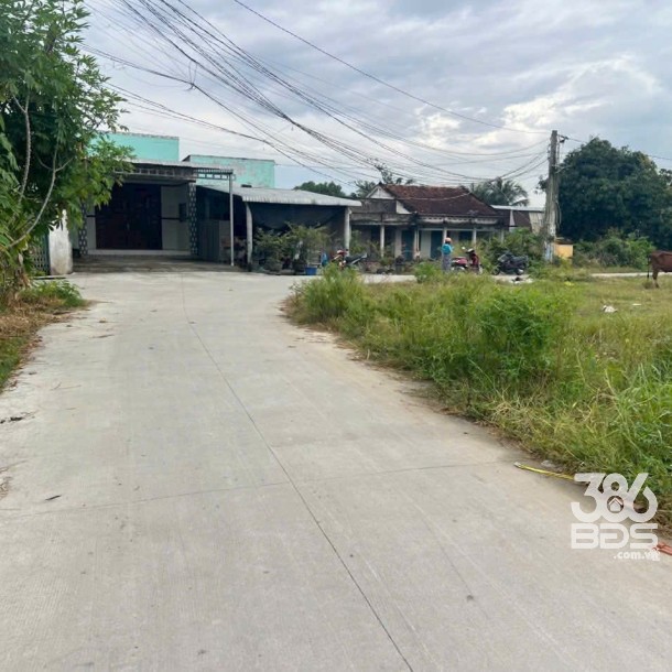 Bán đất thổ cư đường beton 6m xã Hòa Khánh Đông dt 125m2 giá 1.09 tỷ-2