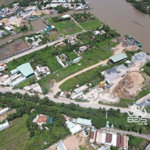 Bán đất mt sông Vàm Cỏ Đông xã Hòa Khánh Nam tdt 9000m2 ( có 185m2 thổ) giá 12,5 tỷ-4