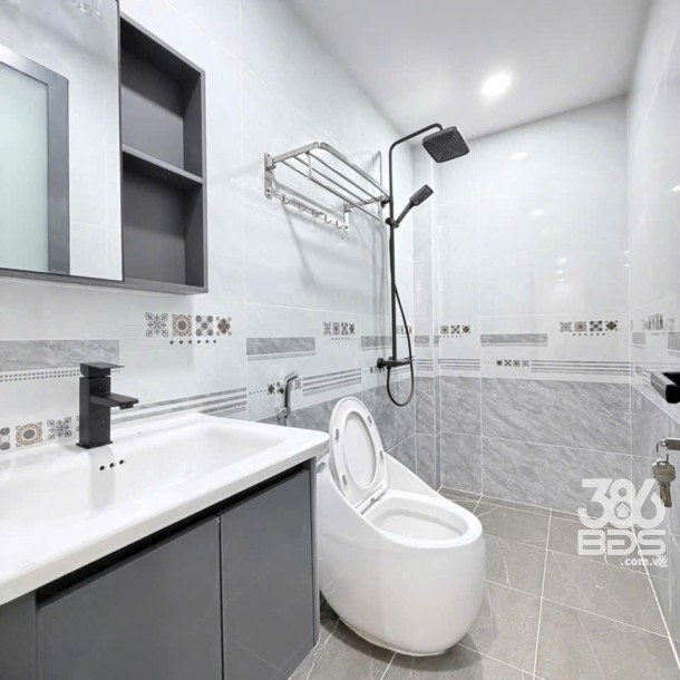 Bán nhà hẻm Nguyễn Hữu Tiến , Tây Thạnh dt 64m2 , 2 lầu , 4pn , 5wc , nội thất hiện đại giá 10,5 tỷ-6