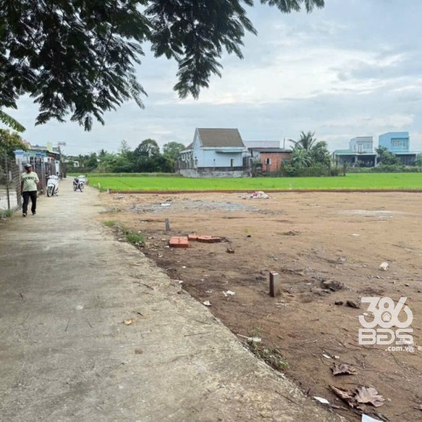 Bán 5 lô đất thổ cư đường beton 3,2m xã Mỹ Yên , Bến Lức dt 160m2 giá 1,5 tỷ 1 lô-2