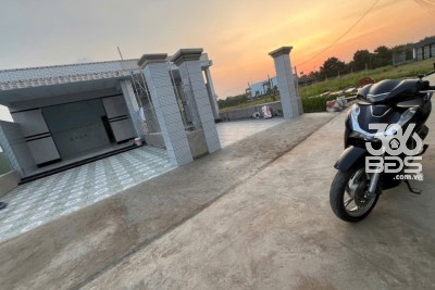 Bán 2 căn nhà cấp 4 mới xây xã Quê Mỷ Thạnh , Tân Trụ dt 145m2 , 2pn , 1wc giá 1,199 tỷ 1 căn