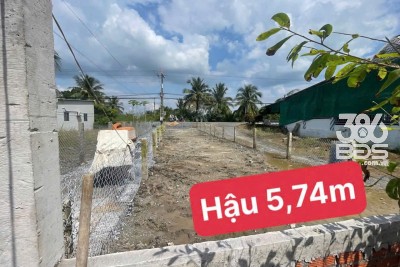 Bán đất thổ cư mặt tiền ĐT 816 , xã Bình Đức, Bến Lức dt 140m2 giá 1,97 tỷ