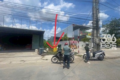 Bán đất thổ cư mt ĐT 833B , xã Long Cang , Cần Đước dt 174m2 giá 2,45 tỷ