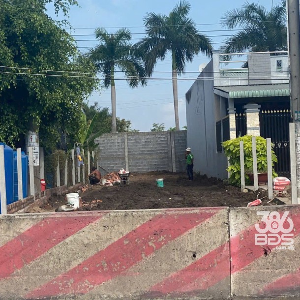 Bán đất mặt tiền quốc lộ 1A, xã Nhị Thành, Thủ Thừa dt 285,6m2 full thổ giá 4,5 tỷ-1