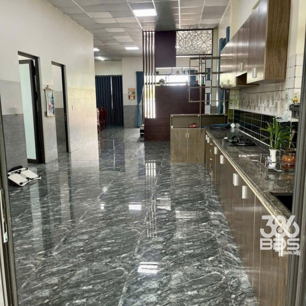 Bán nhà hẻm đường nhựa tỉnh lộ 8 , xã Hòa Phú tdt 650m2 ( 300m2 thổ ) 3pn, 2wc giá 7,9 tỷ-8