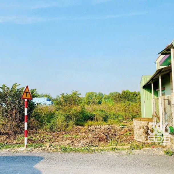 Bán đất thổ cư mt đường Nguyễn Văn Mỹ , xã Bình Tịnh , Tân Trụ dt 140m2 giá 750 triệu-2