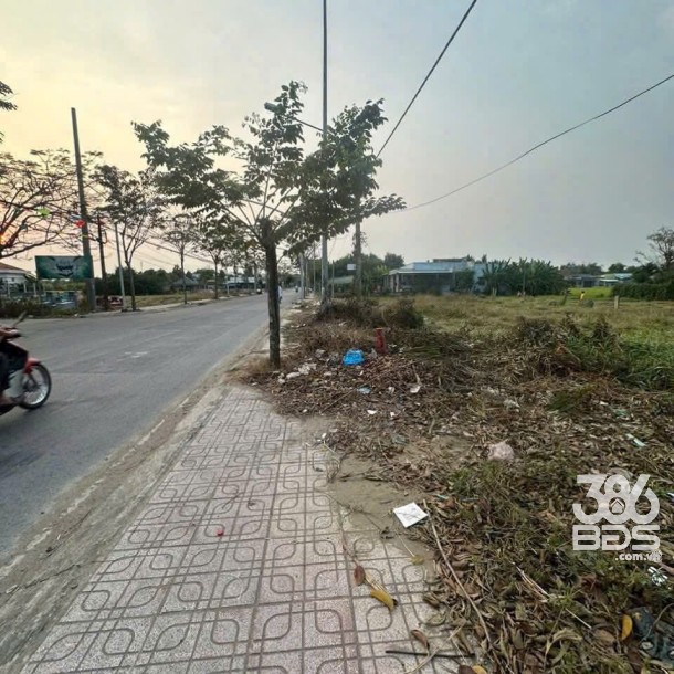 Bán nền thổ cư mặt tiền ĐT 830 , xã Long Hòa , Cần Đước dt 174m2 giá 3 tỷ-1