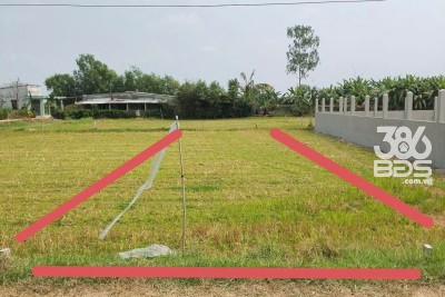 Bán đất thổ cư đường beton xe hơi tới đất ở xã Hậu Nghĩa , Đức Hòa dt 150m2 giá 850 triệu